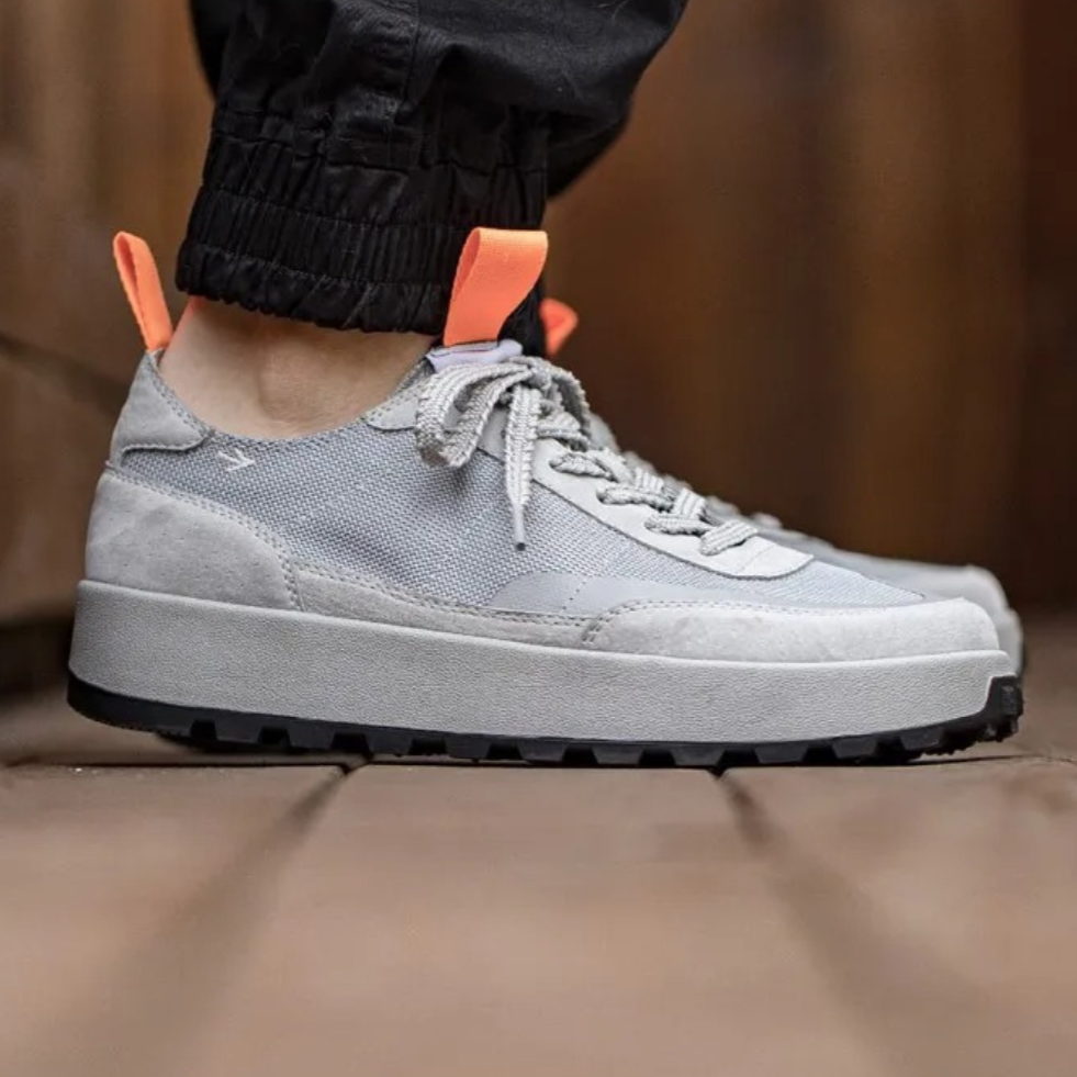 Pulse Sneakers
